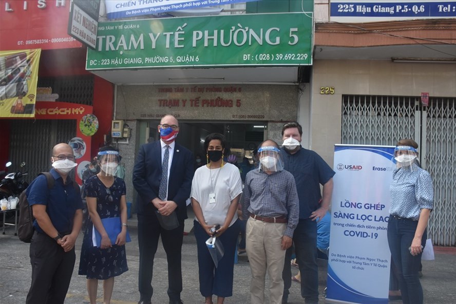U S provides Vietnam USD2 million for tuberculosis screening in COVID vaccination sites